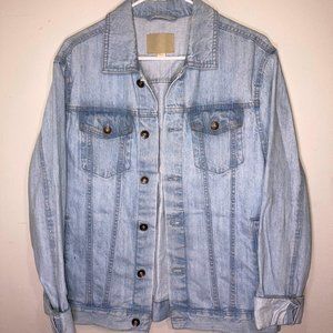 Light wash denim jacket (M)